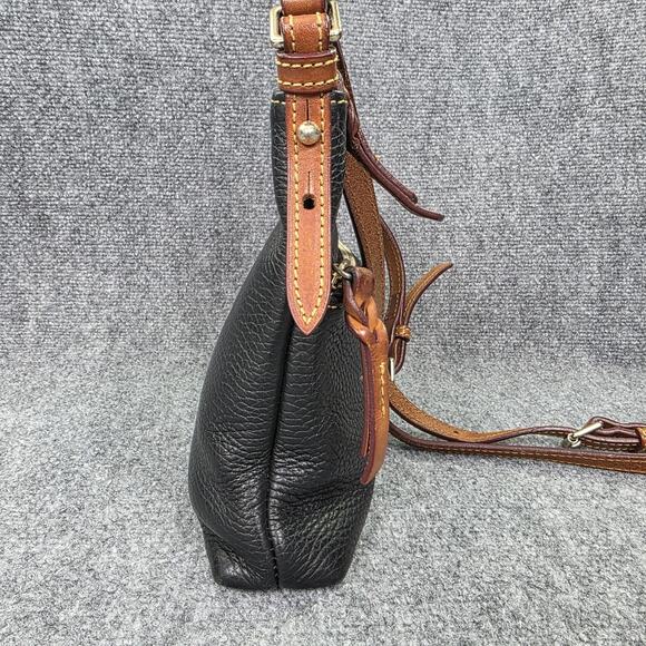 Vintage Dooney & Bourke Crossbody Bag Womens Small Black Leather Pebbled Classic - Picture 6 of 16